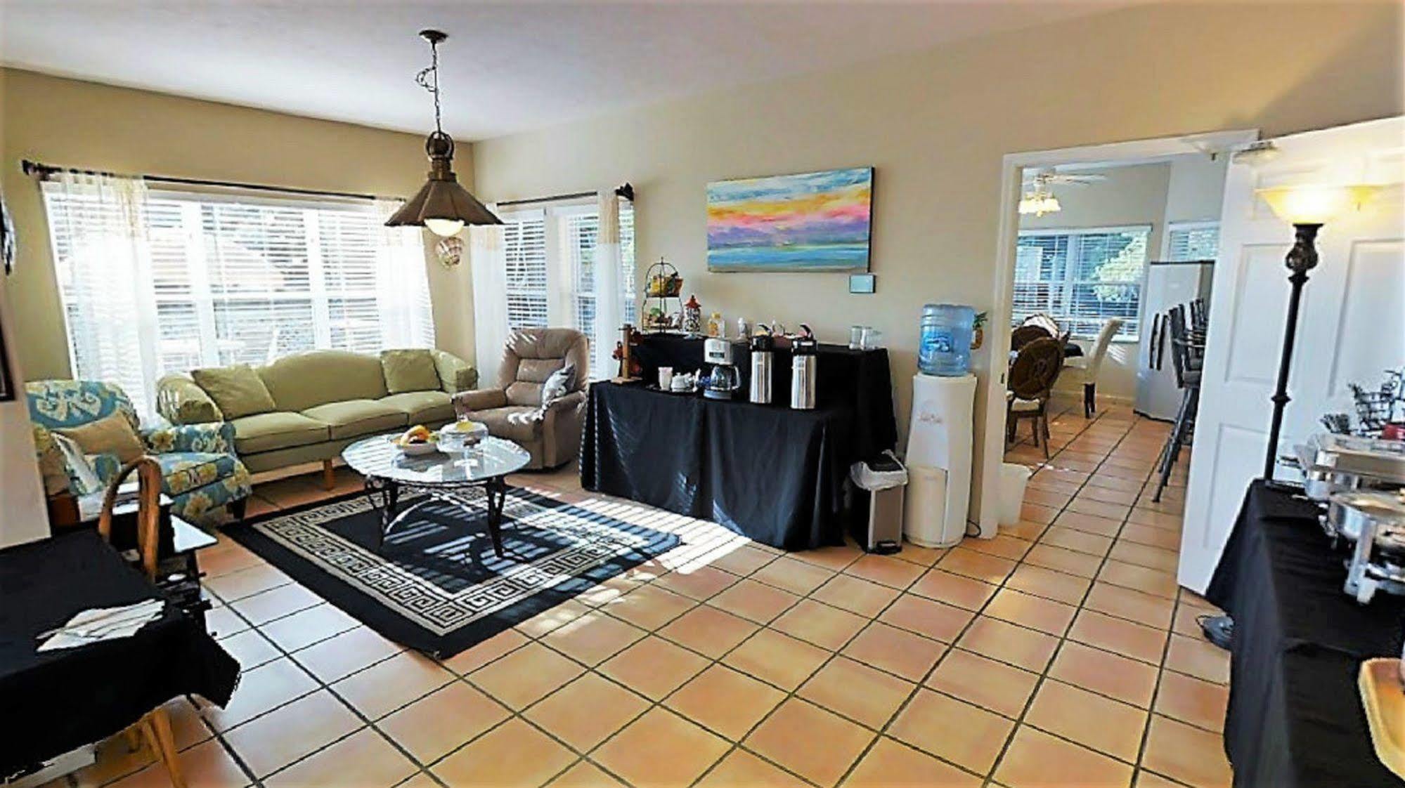 Mellon Patch Inn Port St. Lucie Εξωτερικό φωτογραφία